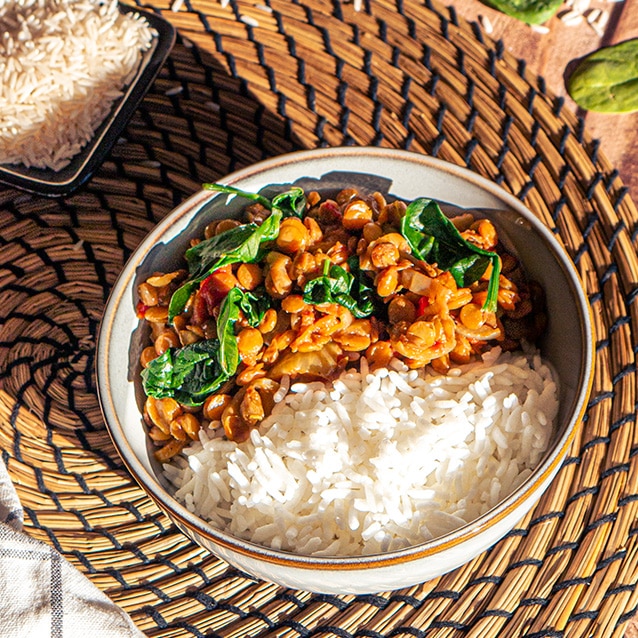 Quelques recettes saines et savoureuses à base de riz complet, currys,  salades, gratins