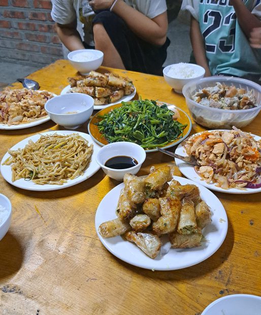 Restaurant street food au Vietnam